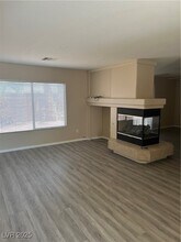 7410 Aurora Glow St in Las Vegas, NV - Building Photo - Building Photo