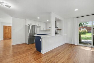 2806 Fairway Dr in Raleigh, NC - Building Photo - Building Photo