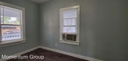 2401 Mallory Ave-Unit -UNIT B in Tampa, FL - Building Photo - Building Photo