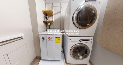 115 Mt Auburn St, Unit 32 in Cambridge, MA - Building Photo - Building Photo