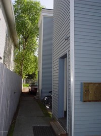 420 E 14th Ave in Anchorage, AK - Foto de edificio - Building Photo