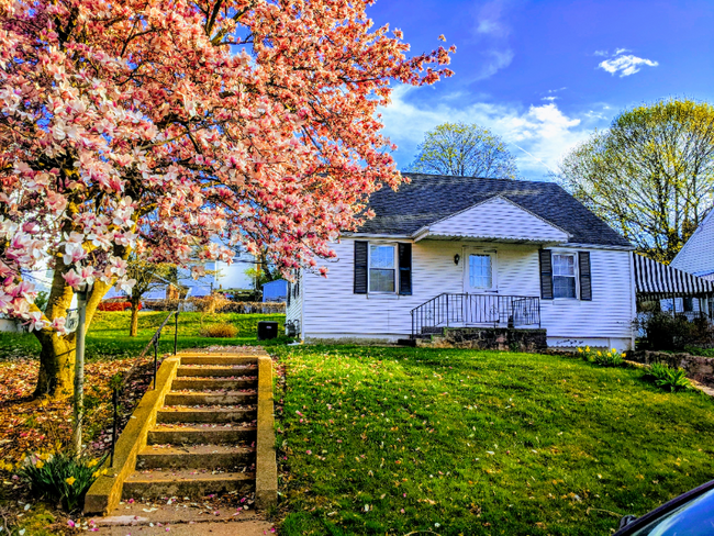 property at 1745 Rose Ave
