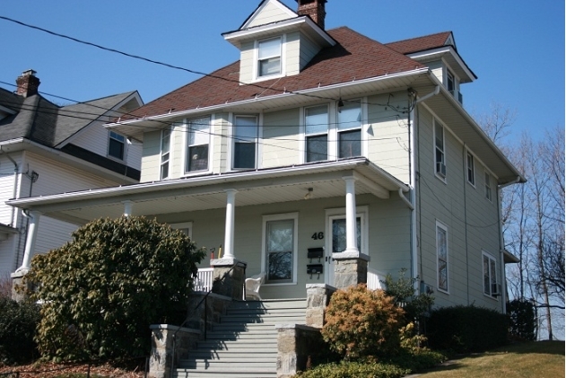 46 Ridge St in Greenwich, CT - Building Photo