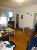 1634 Commonwealth Ave, Unit 6 in Boston, MA - Building Photo