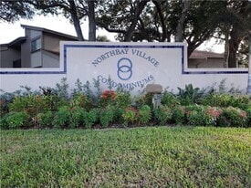 6324 Newtown Cir in Tampa, FL - Building Photo