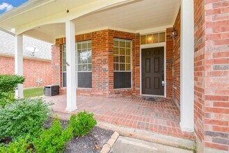 1410 Hidden Terrace Dr in Sugar Land, TX - Building Photo - Building Photo
