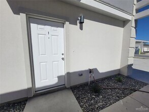 1308 Vani Dr, Unit 1 in Weslaco, TX - Building Photo - Building Photo