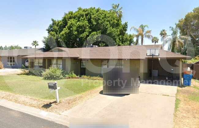 1719 E McLellan Blvd in Phoenix, AZ - Building Photo - Building Photo
