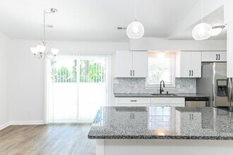 206 Surrey Ln in Myrtle Beach, SC - Building Photo - Building Photo