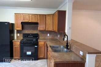 2201 Encino Dr in Corpus Christi, TX - Foto de edificio - Building Photo