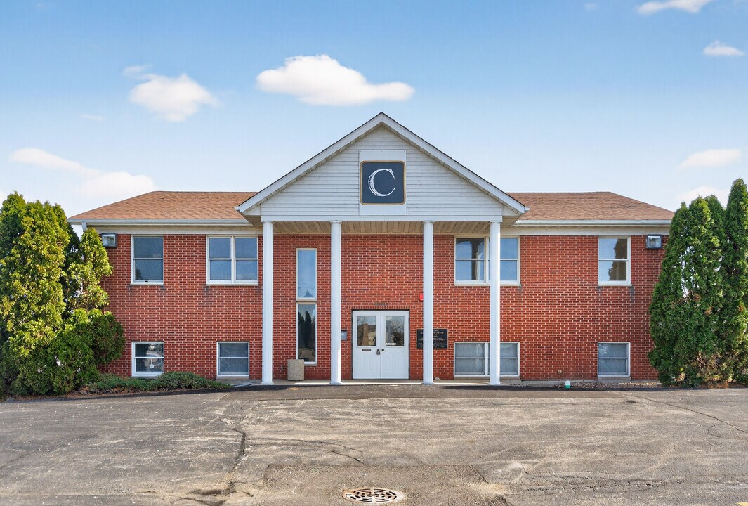 1430 DeKalb Ave in Sycamore, IL - Building Photo