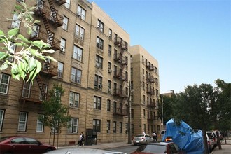 2515 Olinville Ave in Bronx, NY - Building Photo - Building Photo