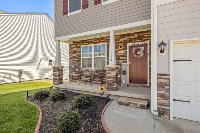 172 Monroe Creek Blvd in Asheville, NC - Building Photo - Building Photo