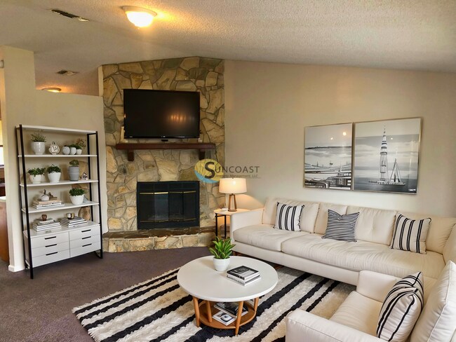 2409 Justin Rd E in Jacksonville, FL - Building Photo - Building Photo