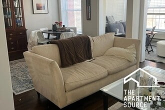 320 Lee St, Unit 2 in Evanston, IL - Foto de edificio - Building Photo