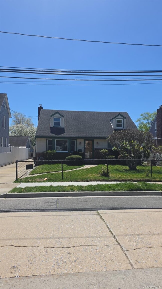 property at 44 Jefferson Ave
