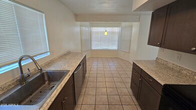 15608 N 58th Ave in Glendale, AZ - Building Photo - Building Photo