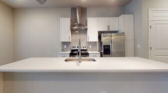 13380 Brimhurst Dr in Houston, TX - Building Photo