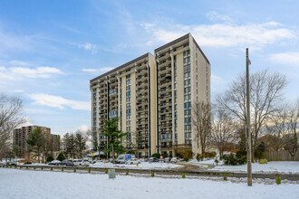 The Greenhouse Condos in Alexandria, VA - Building Photo - Building Photo