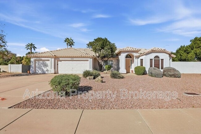 property at 4310 E Hope St