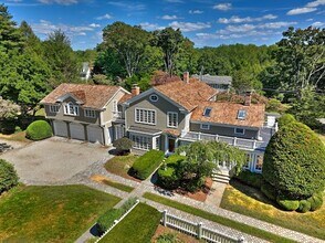 99 Sturges Hwy in Westport, CT - Building Photo - Building Photo
