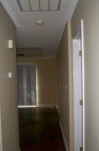 201 Blue Pool Dr in Valdosta, GA - Building Photo - Building Photo