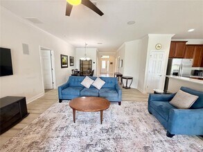344 Laurel Falls Dr in Apollo Beach, FL - Building Photo - Building Photo
