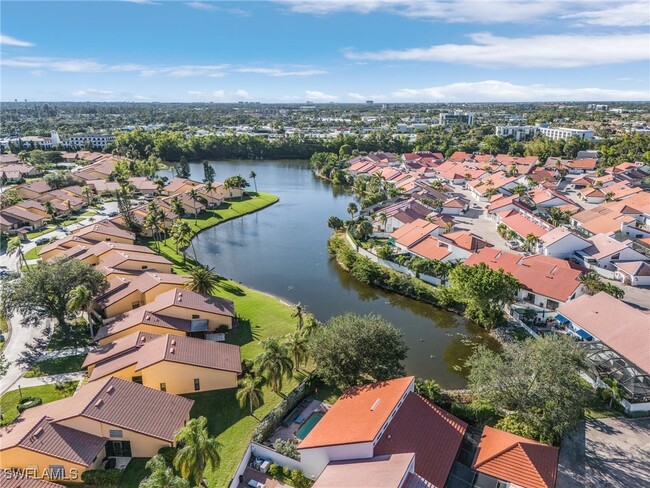 5476 Harbour Castle Dr in Ft. Myers, FL - Foto de edificio - Building Photo