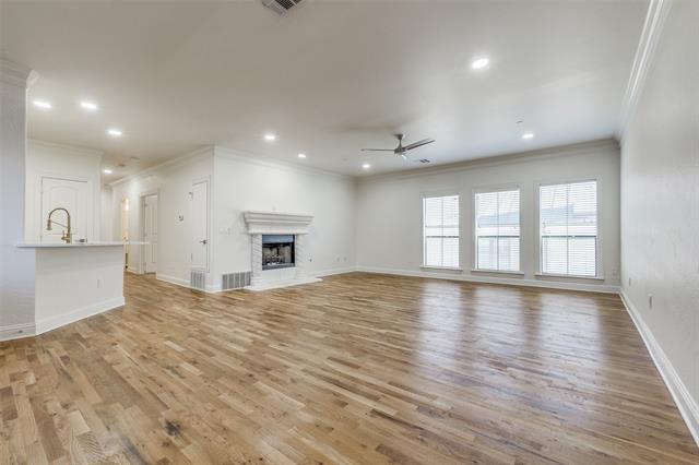 4210 Prescott Ave in Dallas, TX - Building Photo - Building Photo