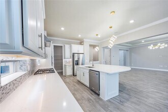 8077 Leaf Grv Cir in Orlando, FL - Building Photo - Building Photo