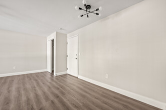 191 High Street in East Hartford, CT - Foto de edificio - Building Photo