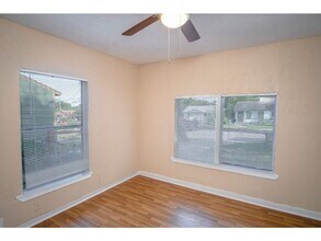 1435 Gibbs St in San Antonio, TX - Building Photo - Building Photo