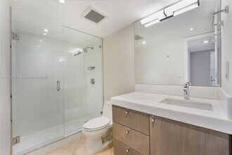 2025 Brickell Ave in Miami, FL - Building Photo - Building Photo