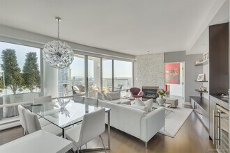 1201 Marinaside Crescent in Vancouver, BC - Building Photo - Building Photo