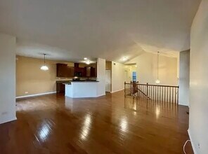 4258 Central Park Ln in Aurora, IL - Building Photo - Building Photo