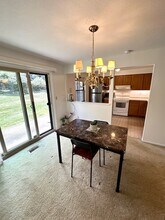 7351 Beacon Hill Dr in Pittsburgh, PA - Building Photo - Building Photo