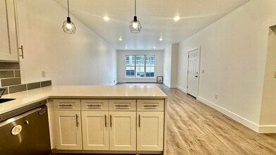 20 Fisk St in Jersey City, NJ - Building Photo - Building Photo