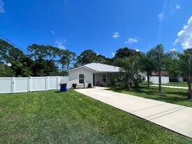 2027-2029 Guava Dr in Edgewater, FL - Building Photo