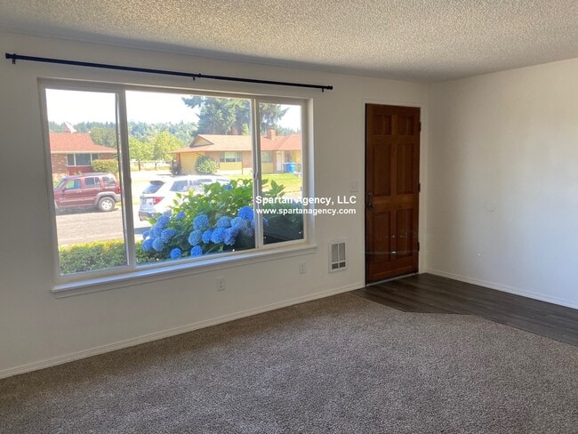 11524 65th Street Ct E in Puyallup, WA - Building Photo - Building Photo