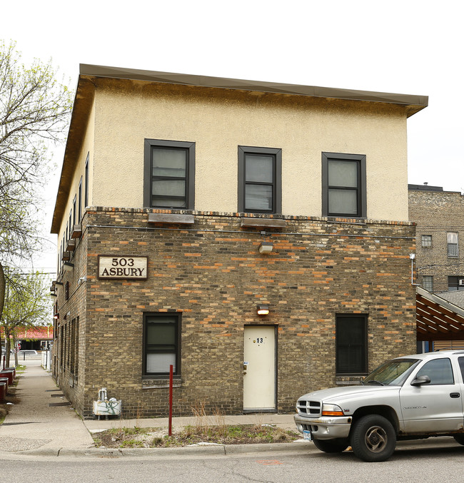 503 Asbury St in St. Paul, MN - Building Photo - Building Photo