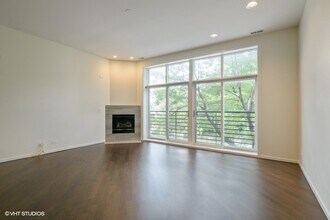 1872 N Damen Ave in Chicago, IL - Building Photo - Building Photo