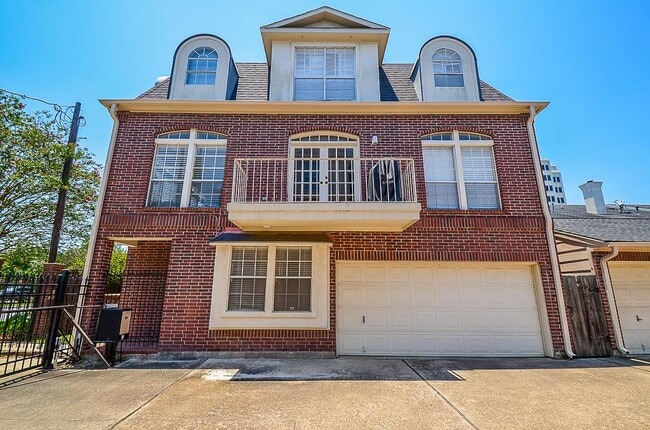 property at 2022 Fairview St
