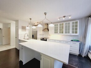 11007-11083 83 Ave NW in Edmonton, AB - Building Photo - Building Photo