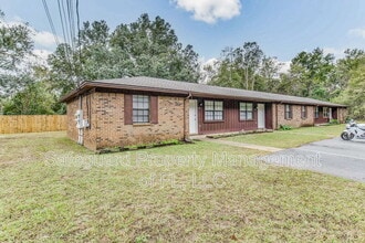 4173 Ravenwood Dr in Pace, FL - Building Photo - Building Photo