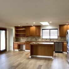 32002 Brandstrom Rd in Stanwood, WA - Building Photo - Building Photo