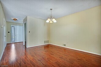 2102 Ackmen Ct in Bridgewater, NJ - Building Photo - Building Photo