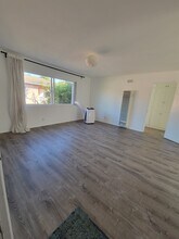 3708 Corinth Ave, Unit 3708 and a half in Los Angeles, CA - Building Photo - Building Photo