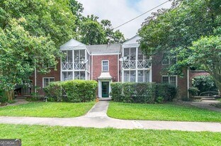 72 Delmont Dr NE in Atlanta, GA - Building Photo