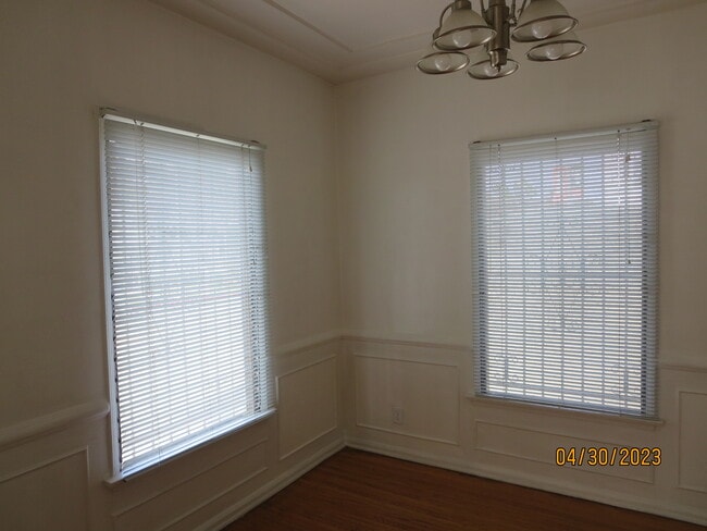 5640 W 6th St, Unit 1 in Los Angeles, CA - Building Photo - Building Photo