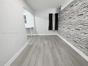 1815 McKinley St in Hollywood, FL - Building Photo - Building Photo